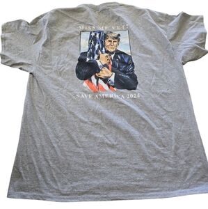 Gray Donald Trump 2024 Graphic Men's T-Shirt NWT